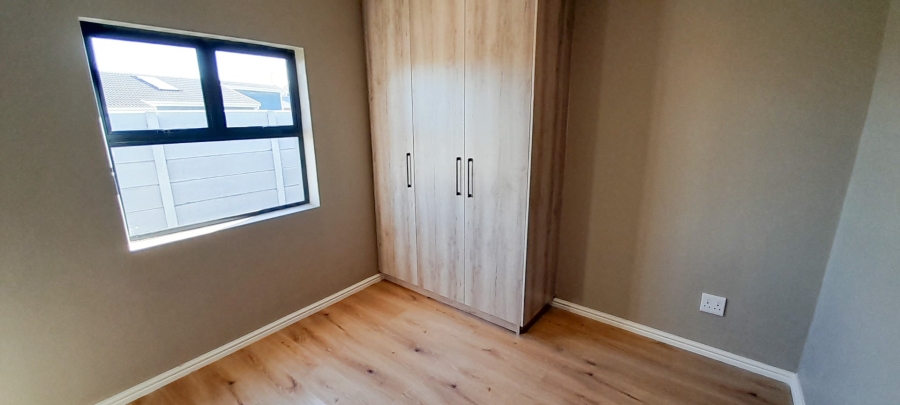 3 Bedroom Property for Sale in Silwood Heights Western Cape